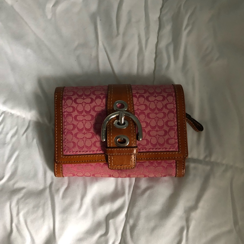 Clutch coach wallet